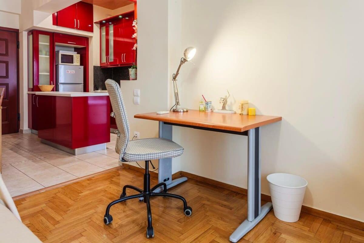 Athens Strawberry Hideaway - City Chic Retreat מראה חיצוני תמונה