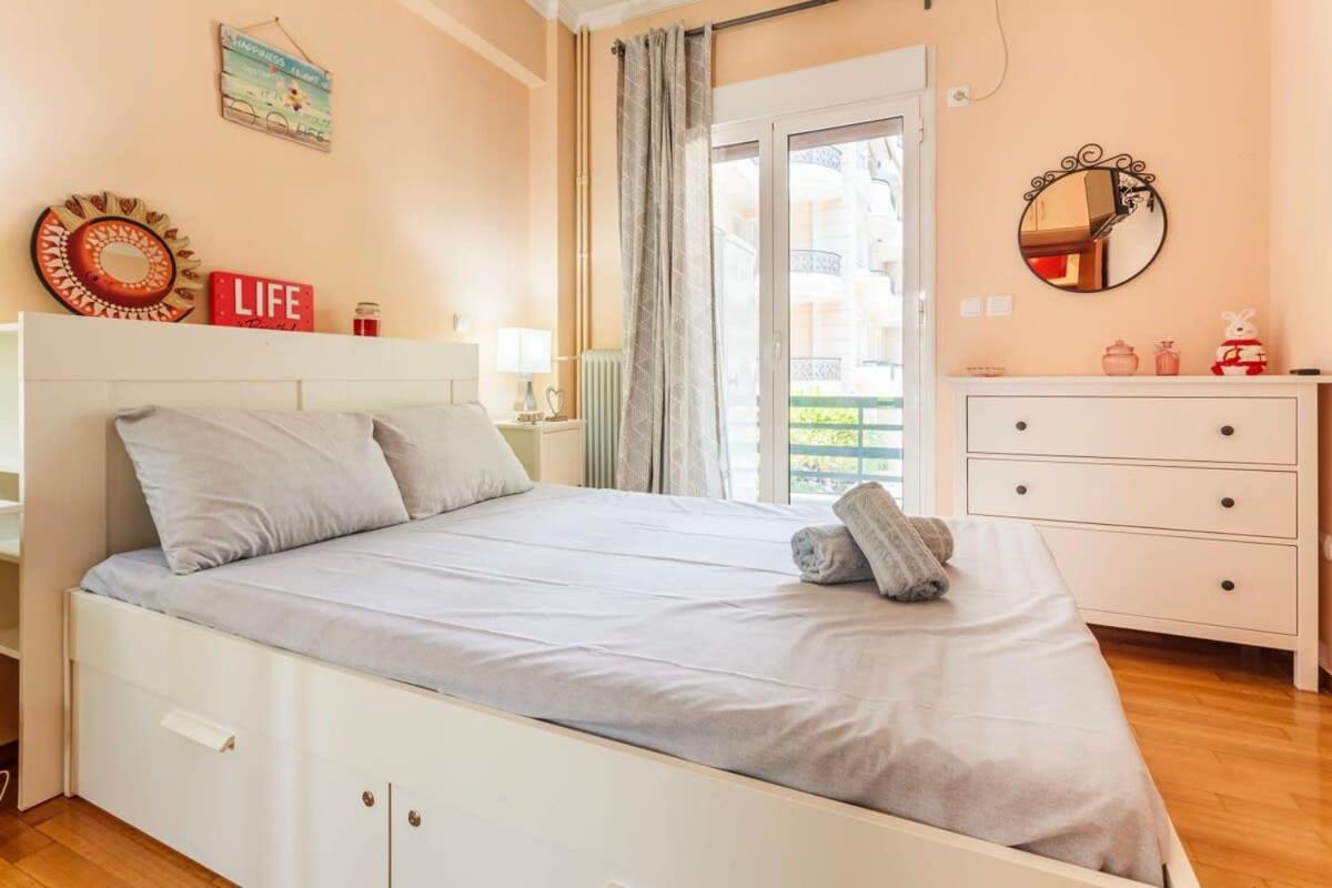 Athens Strawberry Hideaway - City Chic Retreat מראה חיצוני תמונה
