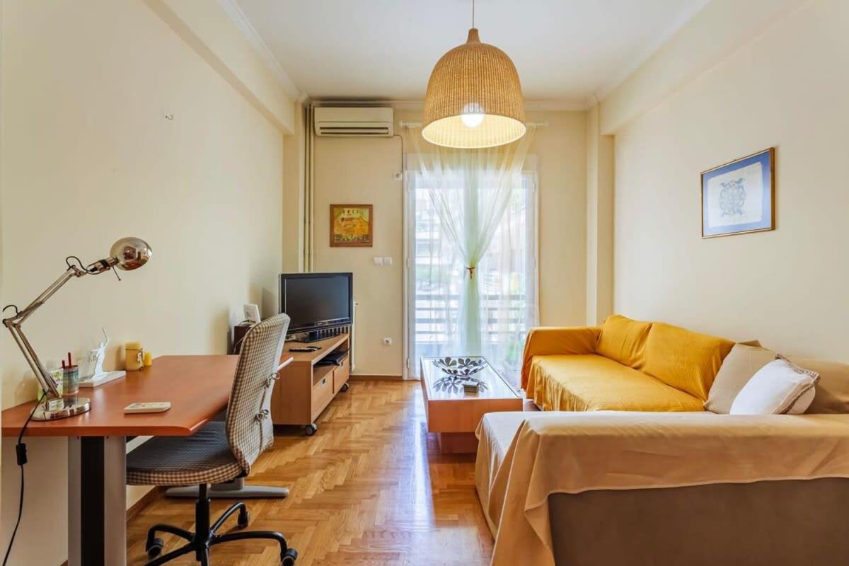 Athens Strawberry Hideaway - City Chic Retreat מראה חיצוני תמונה