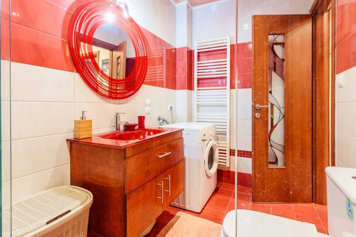 Athens Strawberry Hideaway - City Chic Retreat מראה חיצוני תמונה