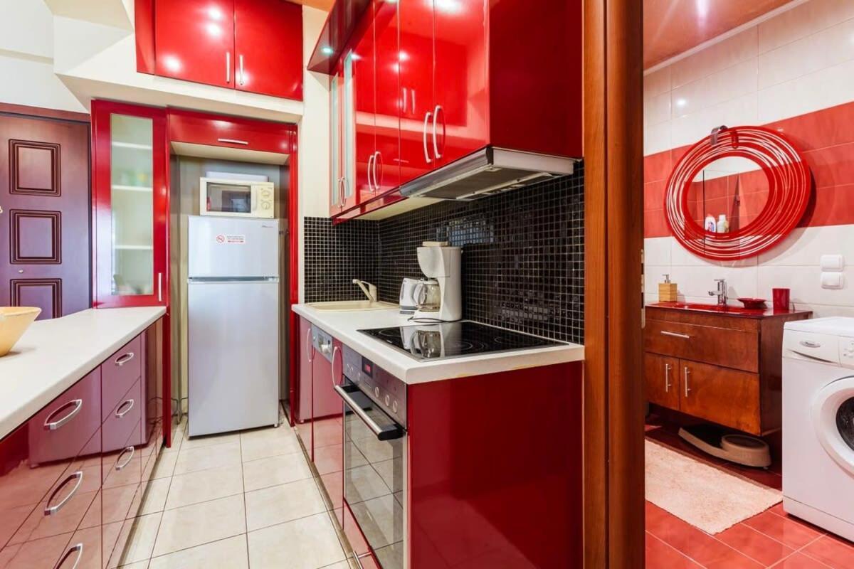 Athens Strawberry Hideaway - City Chic Retreat מראה חיצוני תמונה