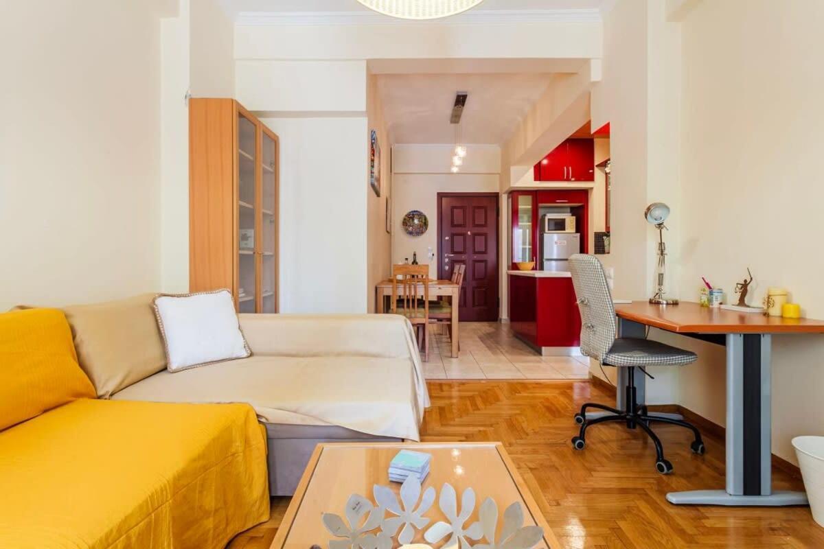 Athens Strawberry Hideaway - City Chic Retreat מראה חיצוני תמונה