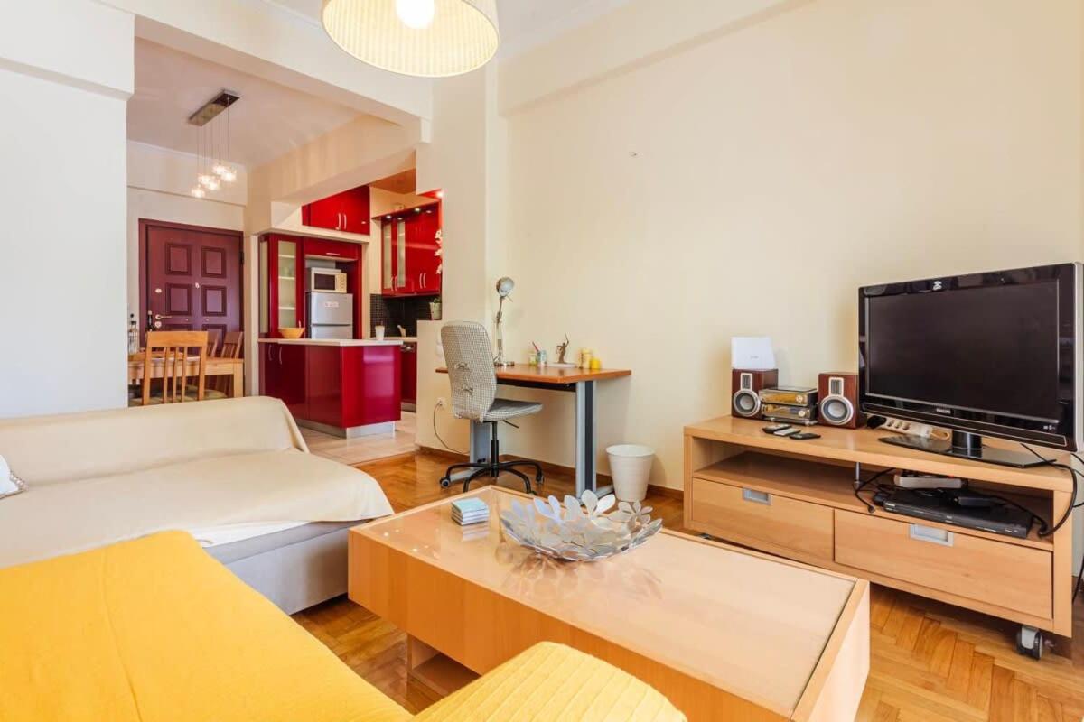 Athens Strawberry Hideaway - City Chic Retreat מראה חיצוני תמונה