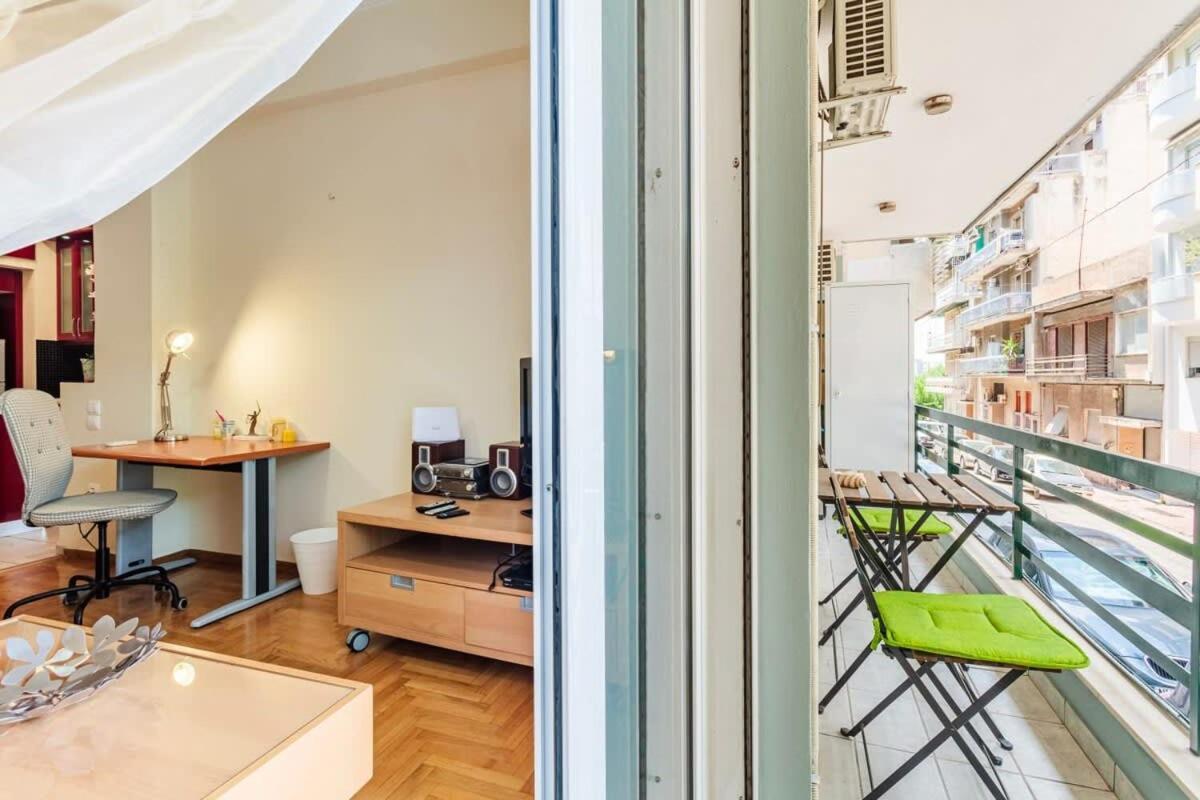 Athens Strawberry Hideaway - City Chic Retreat מראה חיצוני תמונה